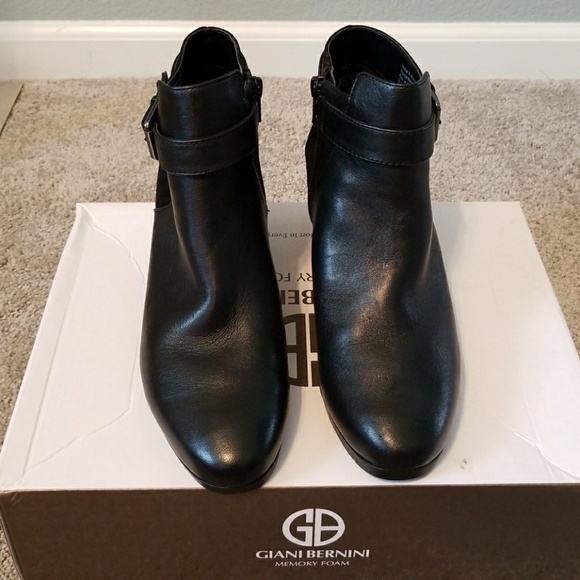 Giani Bernini Leather Ankle Women Boots Size 7M - Picture 2 of 8